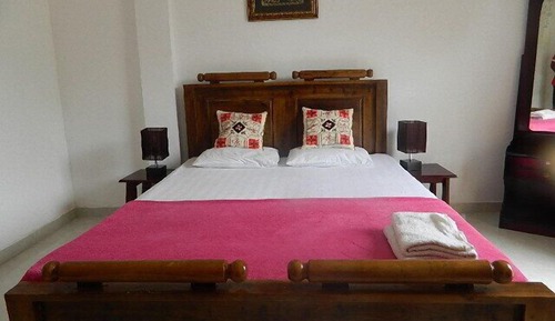 Chambre Standard (Standard Double or Twin  with Fan)