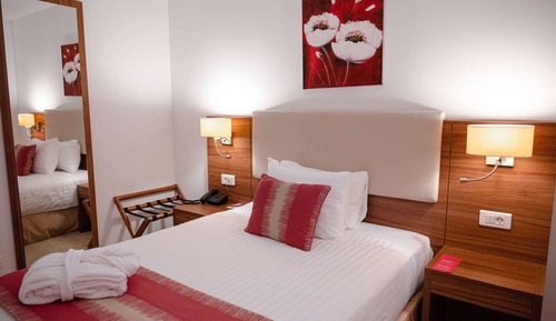 Chambre Classique, 1 grand lit, non-fumeurs