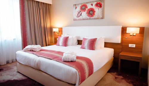 Chambre Supérieure, 1 très grand lit, non-fumeurs