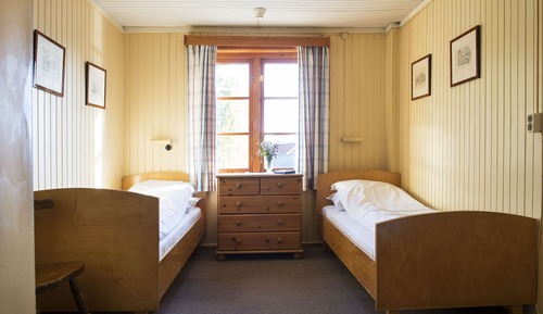 Chambre Double, salle de bains commune