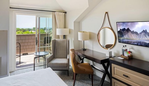 Chambre « Premier », 1 très grand lit, balcon