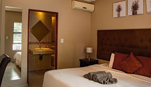 Chambre Standard Double ou avec lits jumeaux