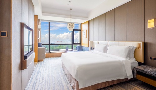 Chambre Premium, 1 très grand lit, vue fleuve
