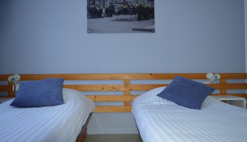 Chambre avec lits jumeaux