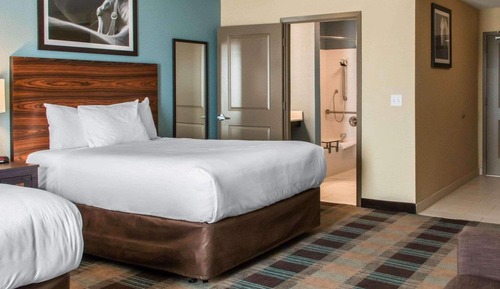 Suite, 1 chambre, non-fumeurs (2 Queen, 2 Person Sofa Bed)
