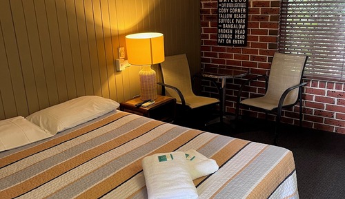 Chambre (1 Queen Bed)