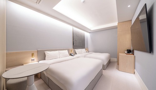 Twin Room [Free Semi Buffet Breakfast (Sun~Thu for 2 PAX / Fri~Sat for 1 PAX)]