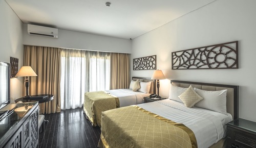 Chambre Deluxe, accès piscine