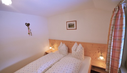 Chambre Double Classique, vue montagne (Steinroeschen  (No Cleaning Fee))