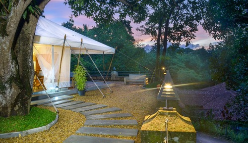 Tente Royale (Luxury Tented)