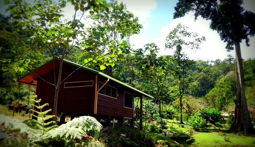 Chalet Romantique, 2 chambres, terrasse, vue lac