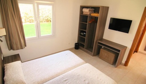 Appartement, bain à remous, rez-de-chaussée
