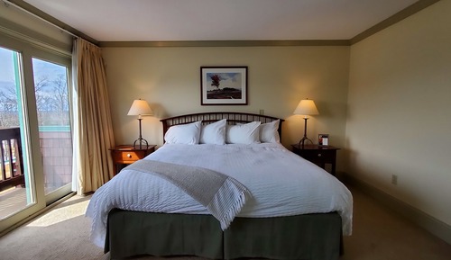 Chambre, 1 très grand lit