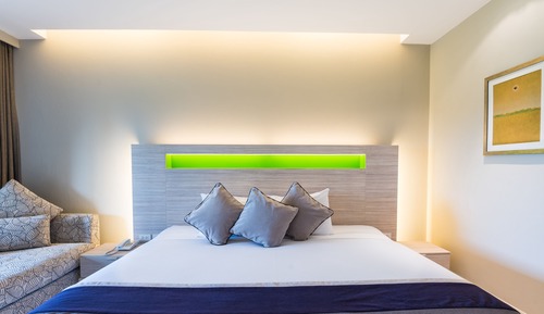 Chambre Deluxe, 1 très grand lit, vue montagne