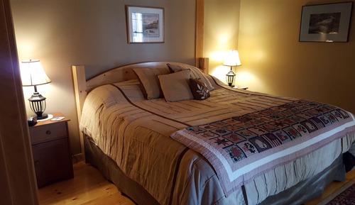 Chambre, 1 très grand lit