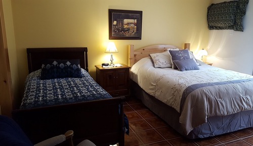 Chambre, plusieurs lits