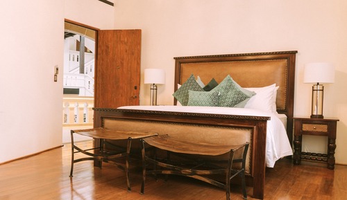Chambre Standard, 1 très grand lit