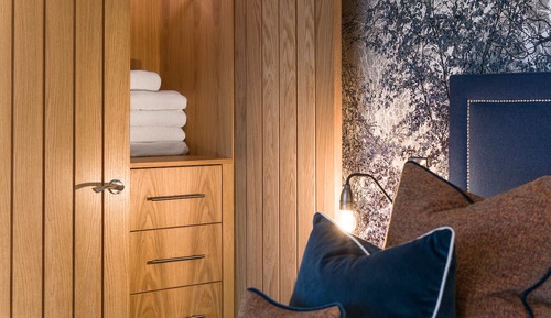 Suite Premium, 1 très grand lit, bain à remous