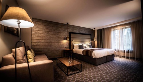 Chambre Supérieure (2 Adults + 2 Children)