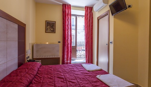 Chambre Confort Double ou avec lits jumeaux
