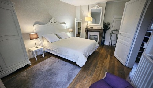 Chambre Quadruple, salle de bains privée (La parentale)