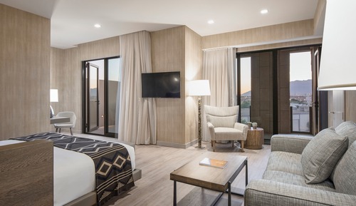 Chambre Deluxe, 1 très grand lit, cheminée