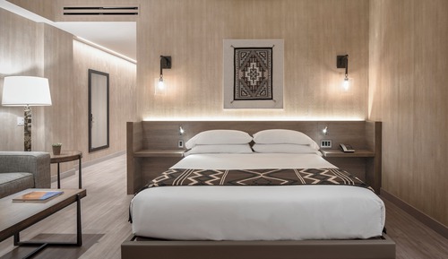 Chambre Deluxe, 1 très grand lit, balcon