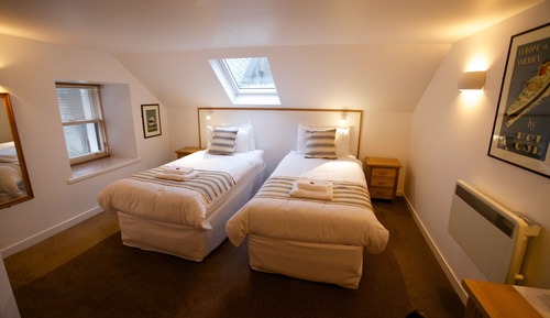 Chambre Confort avec lits jumeaux (Ferry Inn)
