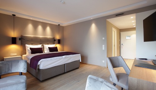 Chambre Affaires, non-fumeurs, côté cour intérieure
