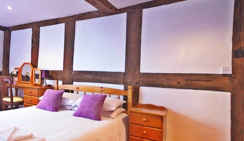 Suite, salle de bains attenante