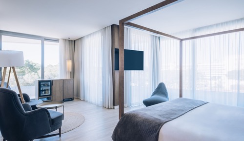 Suite, vue piscine