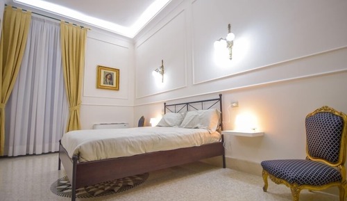 Suite Luxe, coin cuisine, vue ville