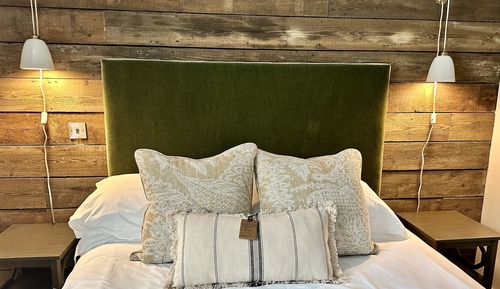 Chambre Double, salle de bains attenante