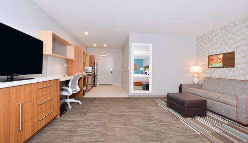 Studio, 1 très grand lit, accessible aux personnes à mobilité réduite, non-fumeurs (Roll In Shower)