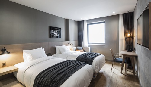 Chambre Deluxe avec lits jumeaux (Bigger than most in Seoul)