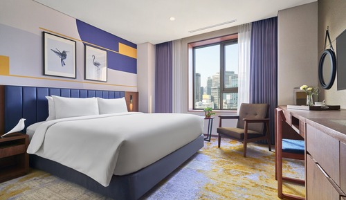 Chambre Deluxe, 1 très grand lit, vue ville