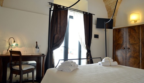 Chambre Double Deluxe, 1 très grand lit