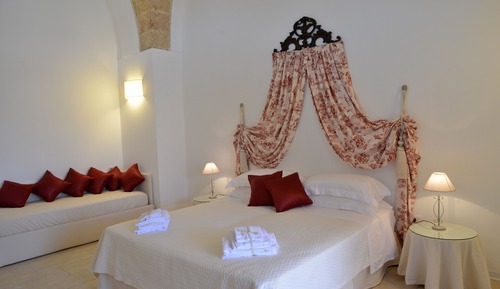 Chambre Triple Supérieure, patio, vue piscine