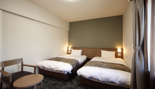 Chambre avec lits jumeaux