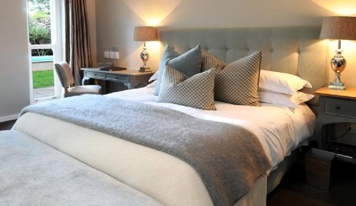 Chambre Luxe (garden facing)