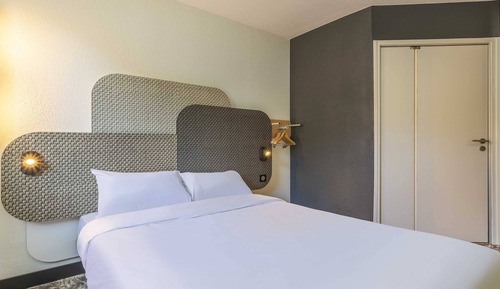 Chambre Double Classique, 1 lit double, accessible aux personnes à mobilité réduite, non-fumeurs