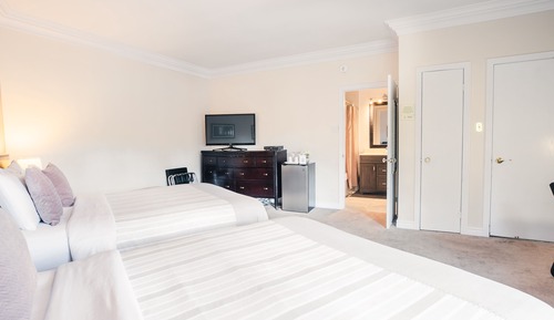 Chambre Quadruple Familiale, salle de bains attenante (Main Floor)
