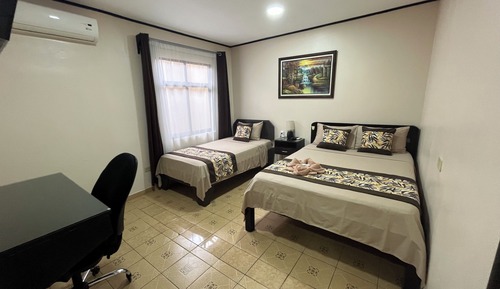 Chambre Triple, 1 chambre