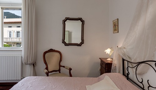Appartement Duplex, dans les dépendances