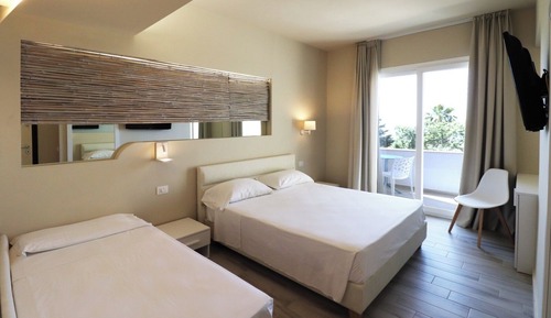 Chambre Quadruple Deluxe