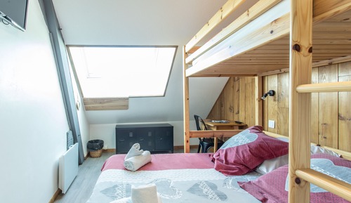 Chambre Triple Familiale, salle de bains attenante, vue montagne (Chambre 6 (3 pers))