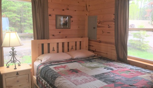 Cabane, 2 chambres, en bord de lac