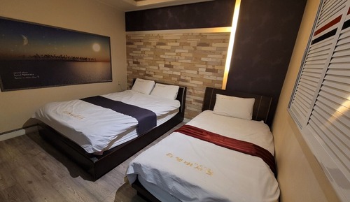 Chambre avec lits jumeaux