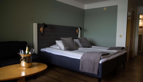 Chambre Standard, 1 très grand lit, non-fumeurs, vue mer