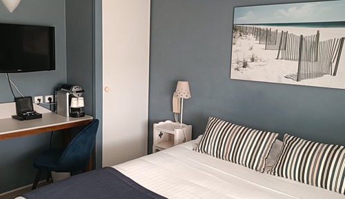 Chambre Double Standard, vue jardin (standard clim)